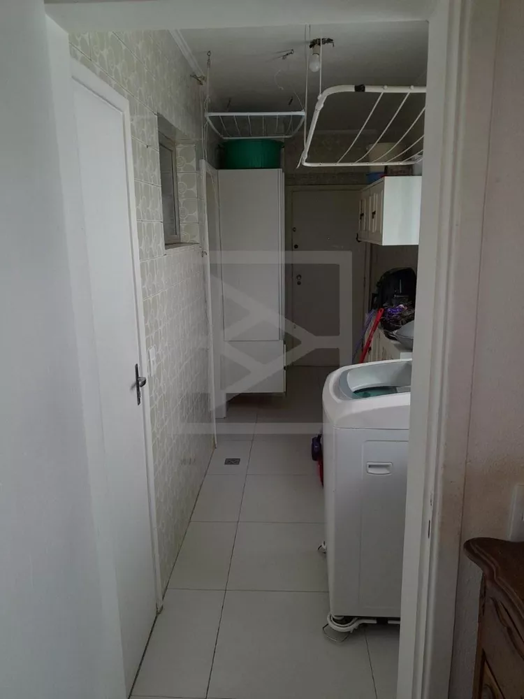 Apartamento à venda com 3 quartos, 105m² - Foto 11