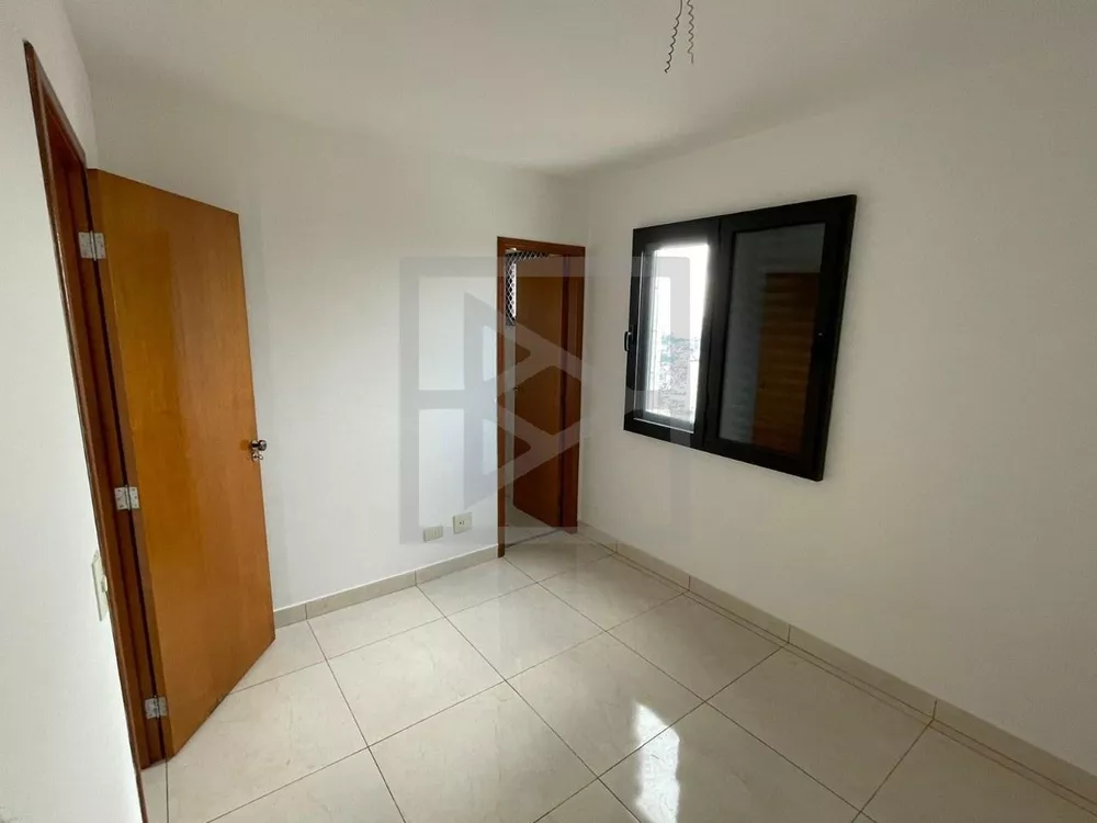 Apartamento à venda com 2 quartos, 63m² - Foto 4