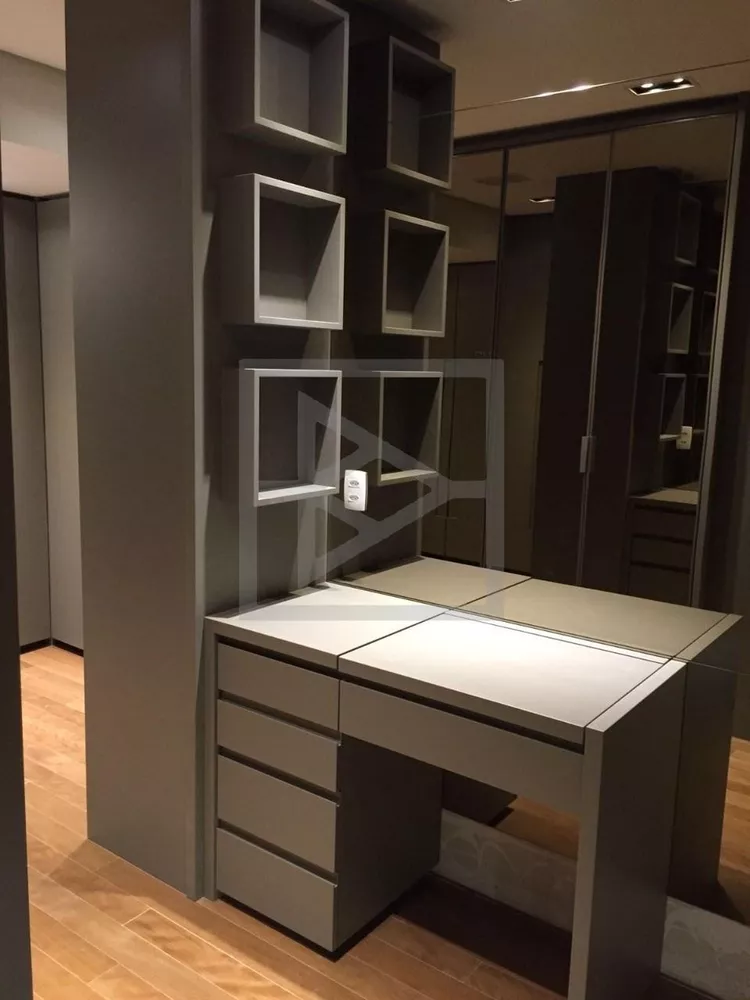 Apartamento, 3 quartos, 205 m² - Foto 2