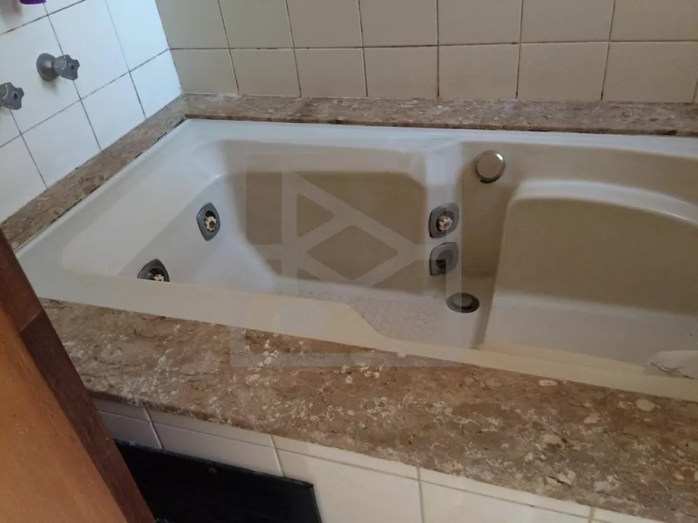 Apartamento, 4 quartos, 216 m² - Foto 4