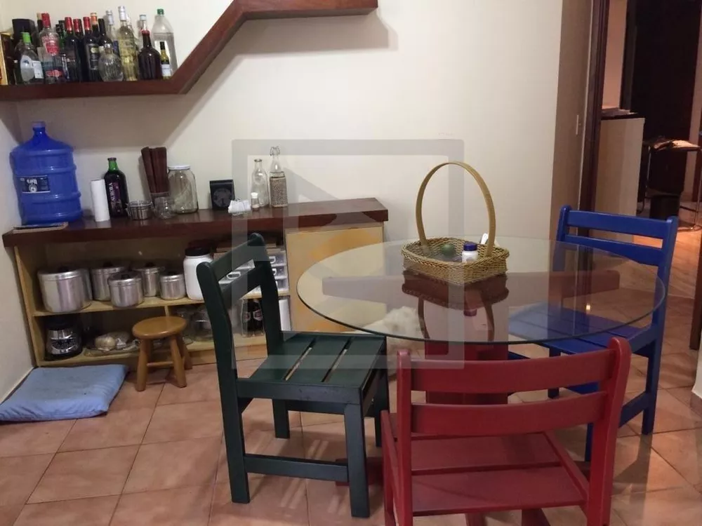 Apartamento, 4 quartos, 216 m² - Foto 2