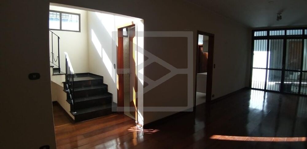 Casa, 3 quartos, 240 m² - Foto 4