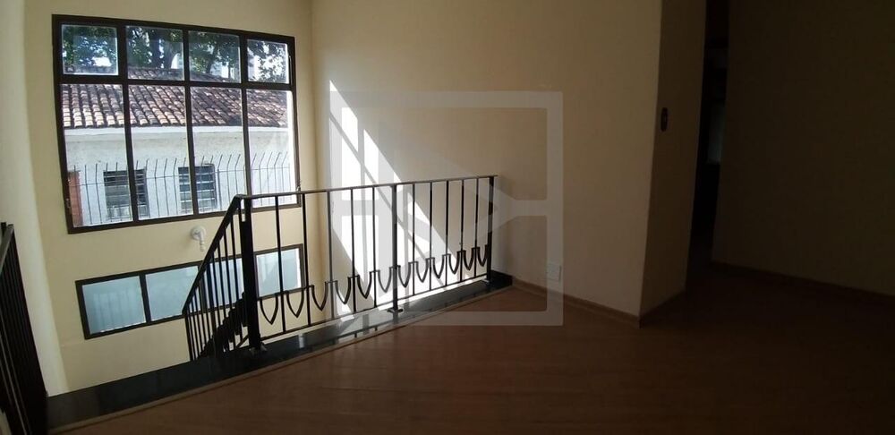 Casa, 3 quartos, 240 m² - Foto 1