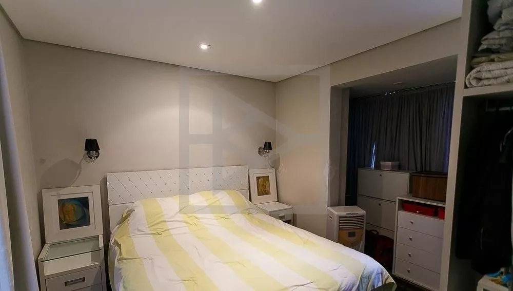 Cobertura, 3 quartos, 227 m² - Foto 3