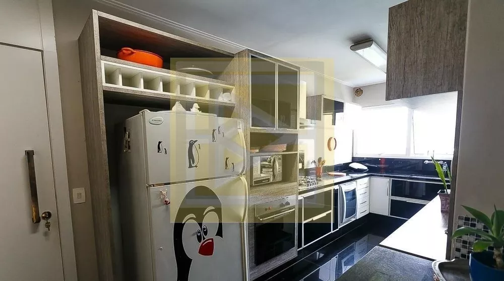 Cobertura, 3 quartos, 227 m² - Foto 4