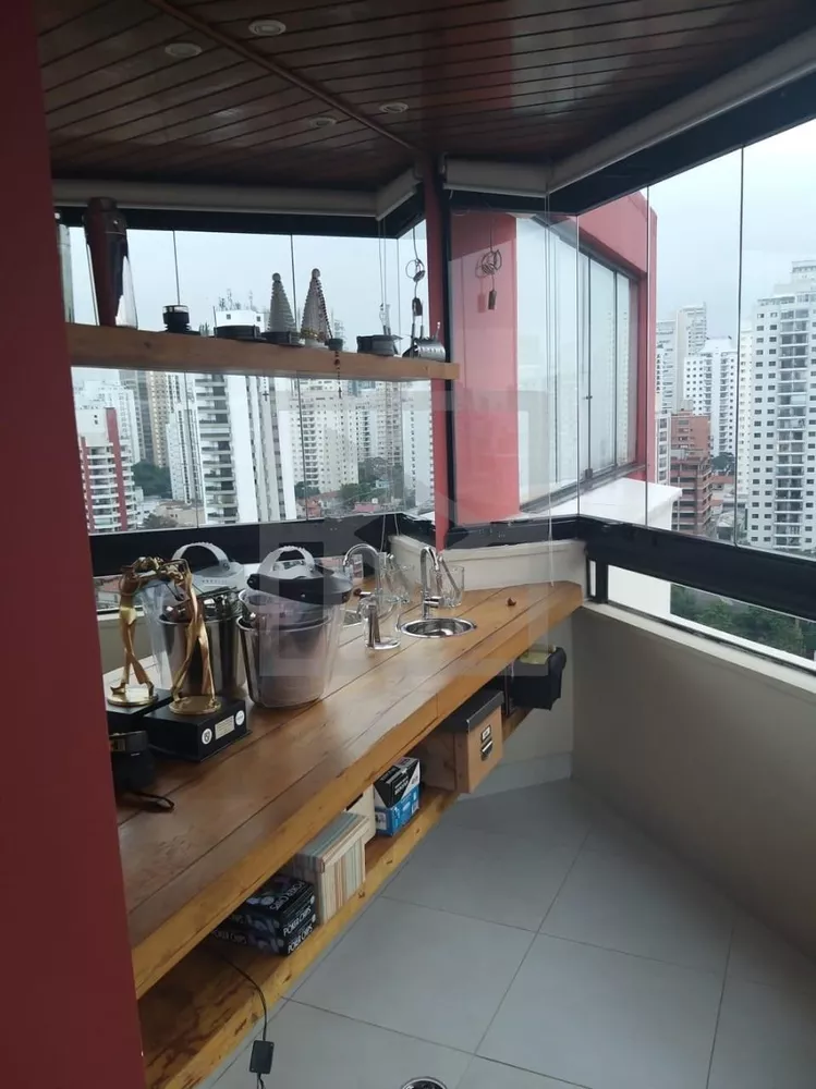 Cobertura, 3 quartos, 197 m² - Foto 2