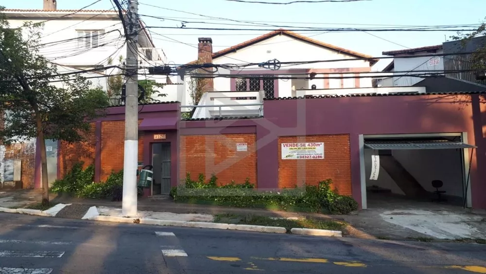 Casa à venda com 3 quartos, 200m² - Foto 2