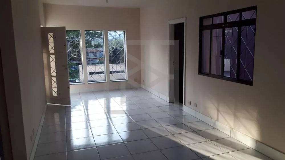 Casa à venda com 3 quartos, 200m² - Foto 6