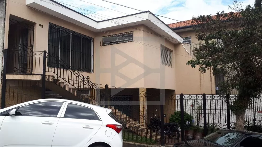 Casa à venda com 3 quartos, 200m² - Foto 3