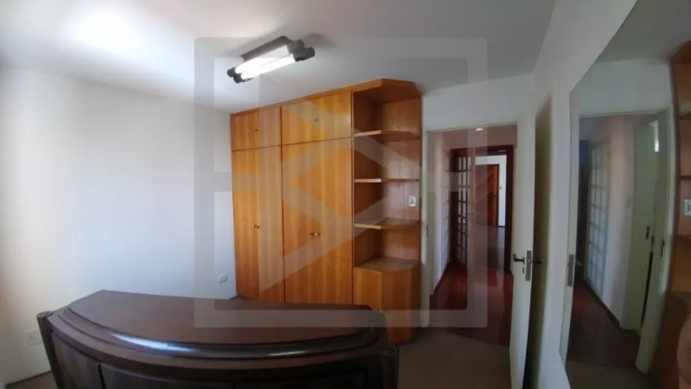 Apartamento para alugar com 3 quartos, 115m² - Foto 12