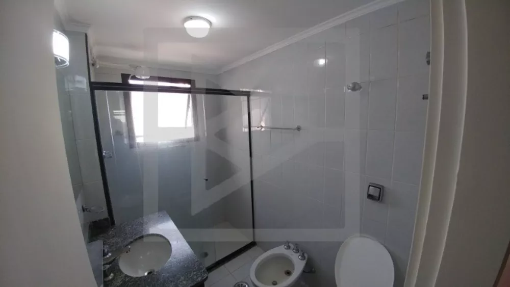 Apartamento para alugar com 3 quartos, 115m² - Foto 8