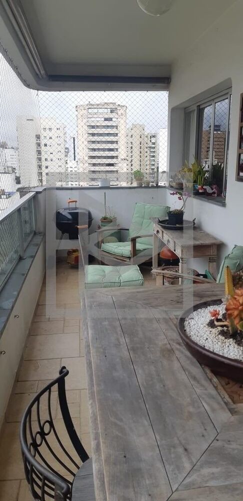 Apartamento, 4 quartos, 240 m² - Foto 2