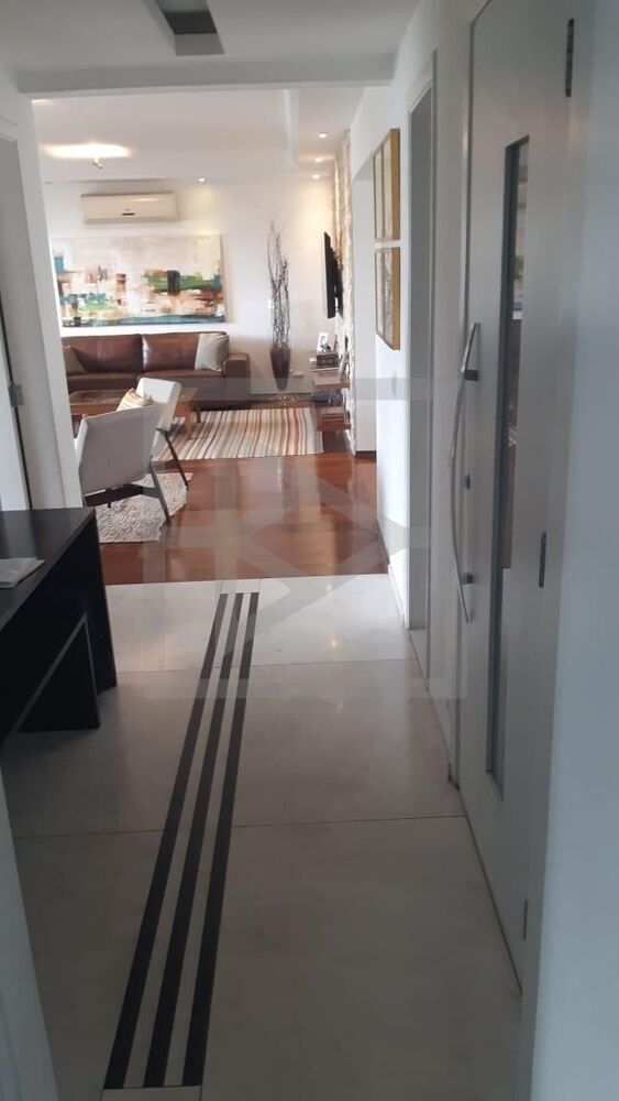 Apartamento, 4 quartos, 240 m² - Foto 1