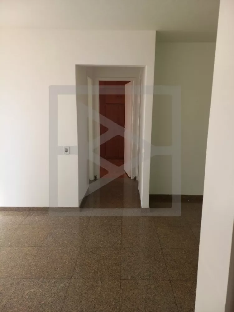 Apartamento para alugar com 2 quartos, 67m² - Foto 8