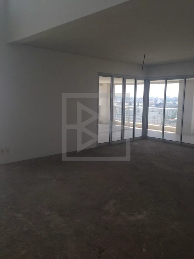 Cobertura, 3 quartos, 814 m² - Foto 1
