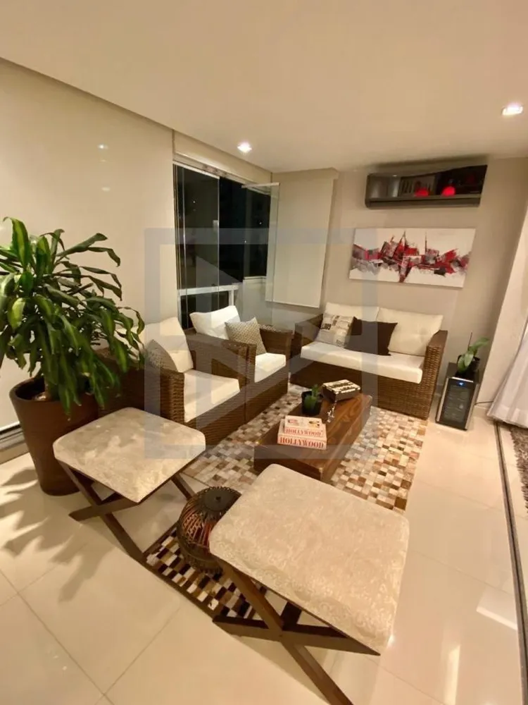 Apartamento, 3 quartos, 140 m² - Foto 2