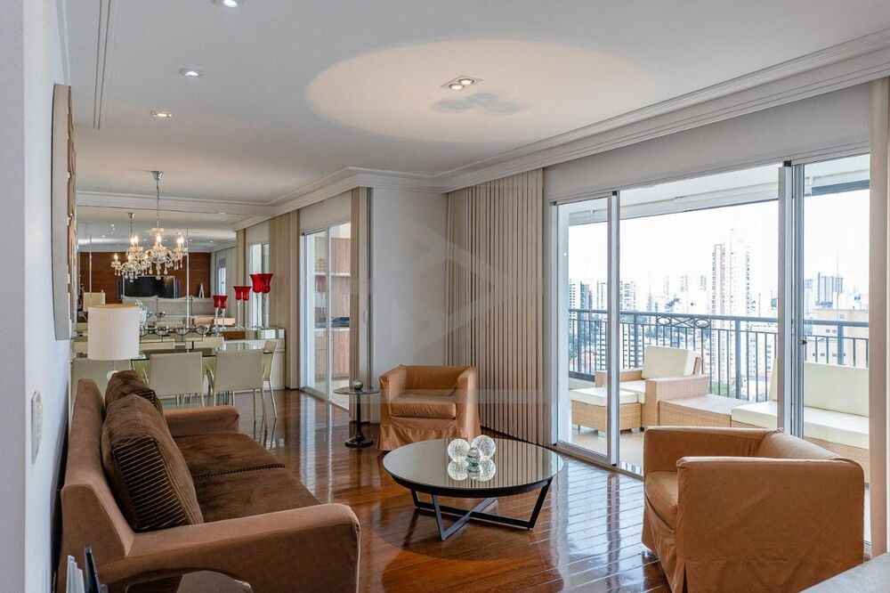 Apartamento, 3 quartos, 184 m² - Foto 1