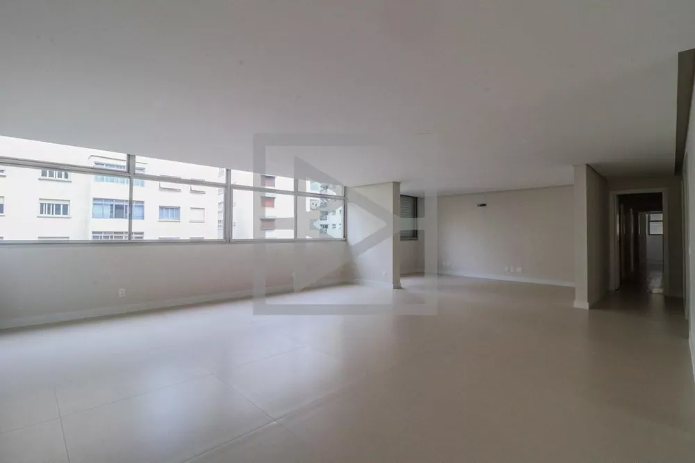 Apartamento, 3 quartos, 235 m² - Foto 2
