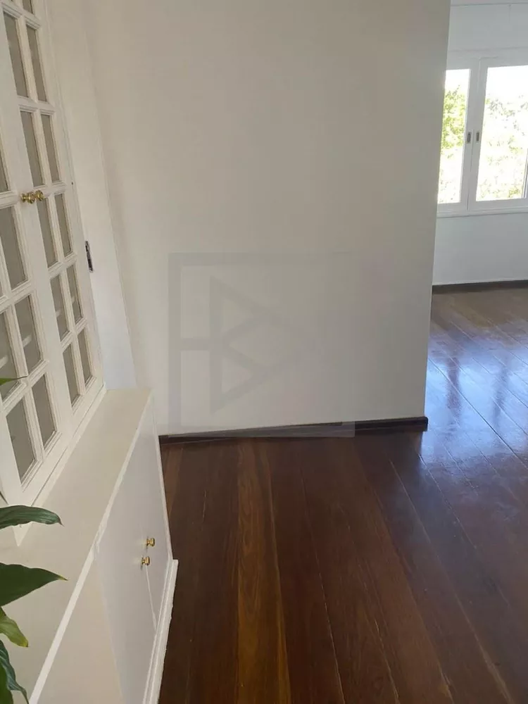 Apartamento à venda com 3 quartos, 100m² - Foto 2