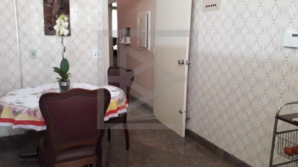 Casa, 4 quartos, 280 m² - Foto 1
