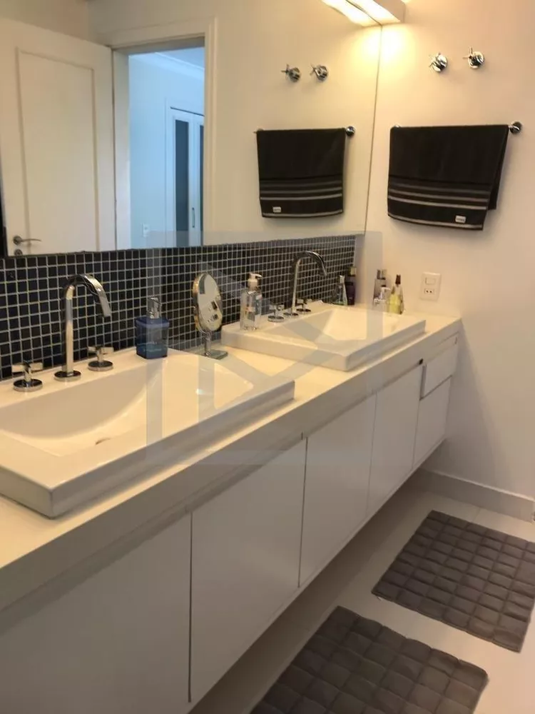 Apartamento, 1 quarto, 220 m² - Foto 2