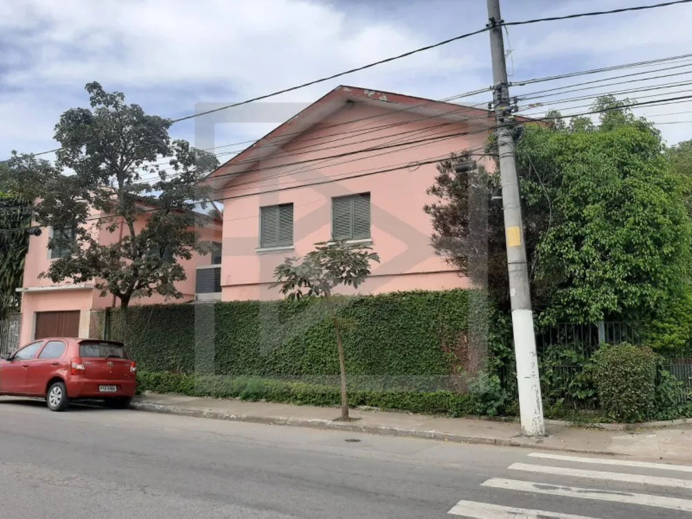 Sobrado à venda com 3 quartos, 174m² - Foto 1