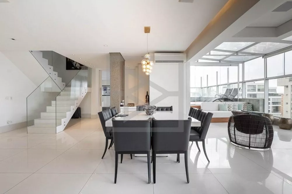 Cobertura, 4 quartos, 366 m² - Foto 2