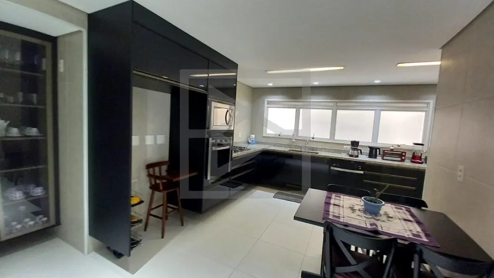 Apartamento, 4 quartos, 238 m² - Foto 10