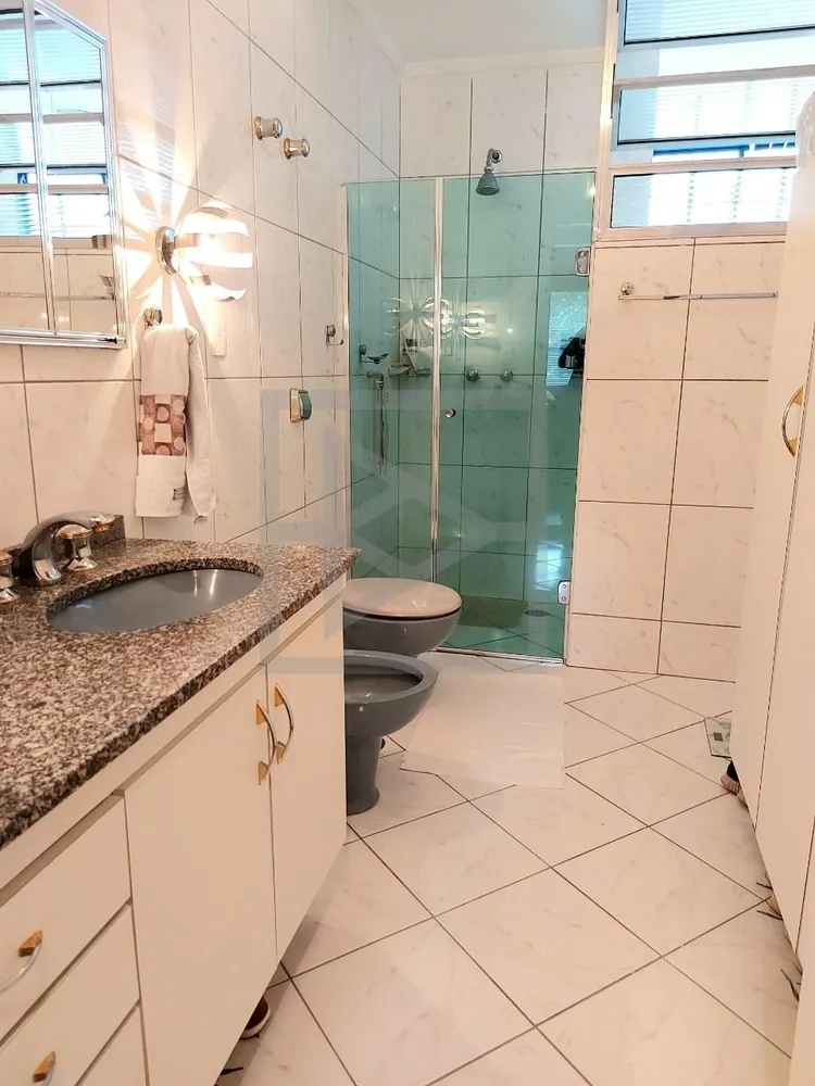 Apartamento, 3 quartos, 130 m² - Foto 1