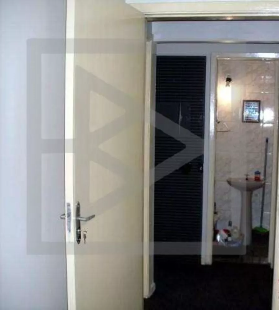 Apartamento à venda com 2 quartos, 70m² - Foto 13