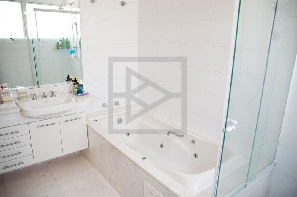 Apartamento, 3 quartos, 275 m² - Foto 1