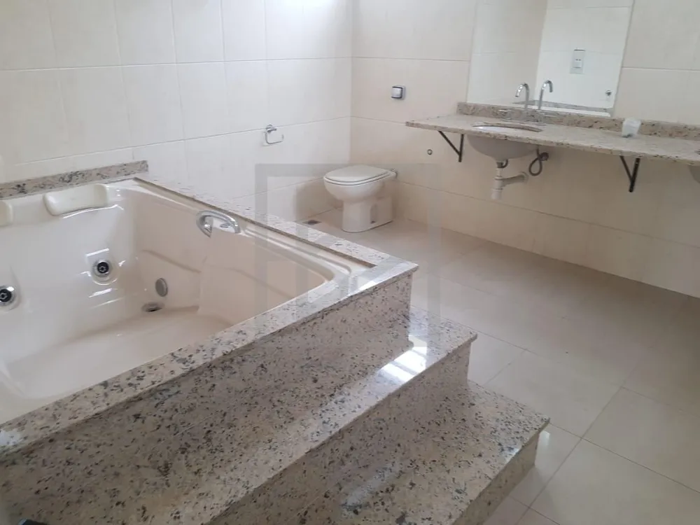 Casa, 5 quartos, 312 m² - Foto 2