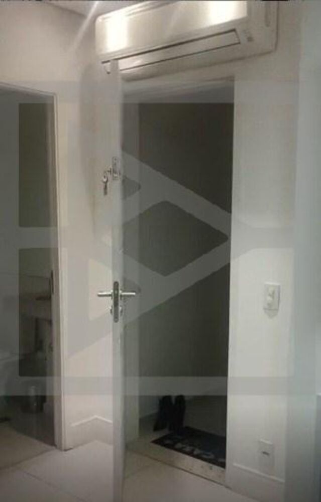 Apartamento à venda com 3 quartos, 92m² - Foto 4