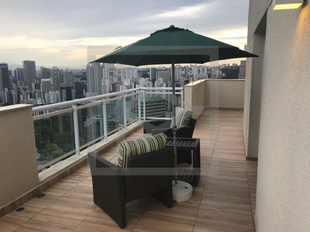Apartamento para alugar com 3 quartos, 175m² - Foto 10