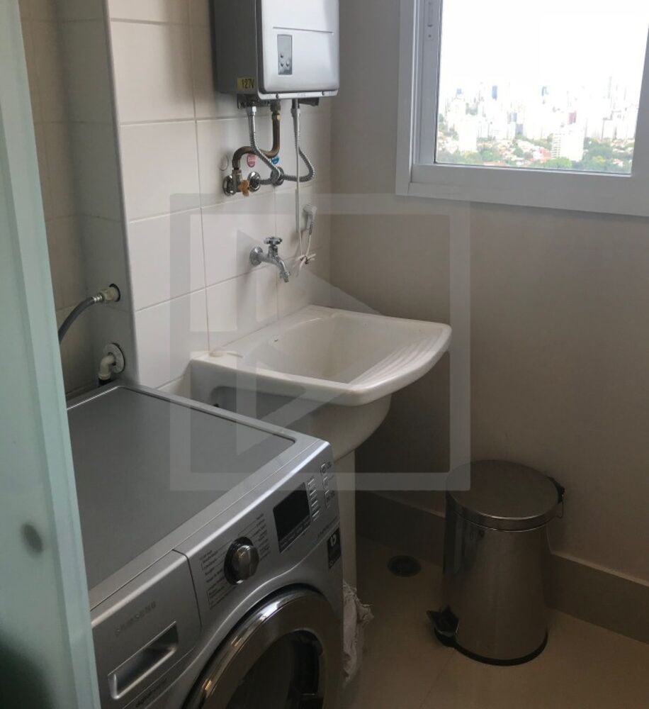 Apartamento para alugar com 3 quartos, 175m² - Foto 4