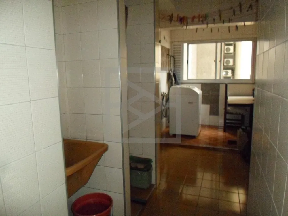 Apartamento, 3 quartos, 140 m² - Foto 2