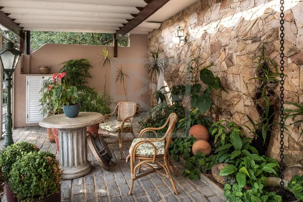 Casa, 3 quartos, 203 m² - Foto 1