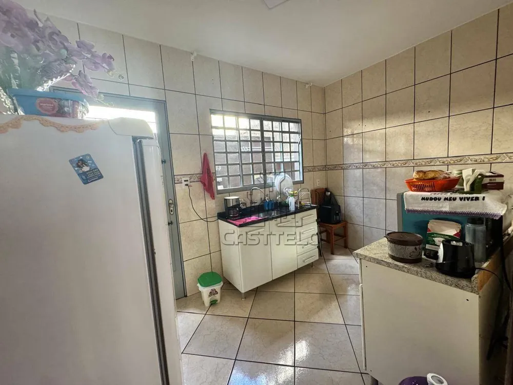 Casa, 5 quartos, 280 m² - Foto 2