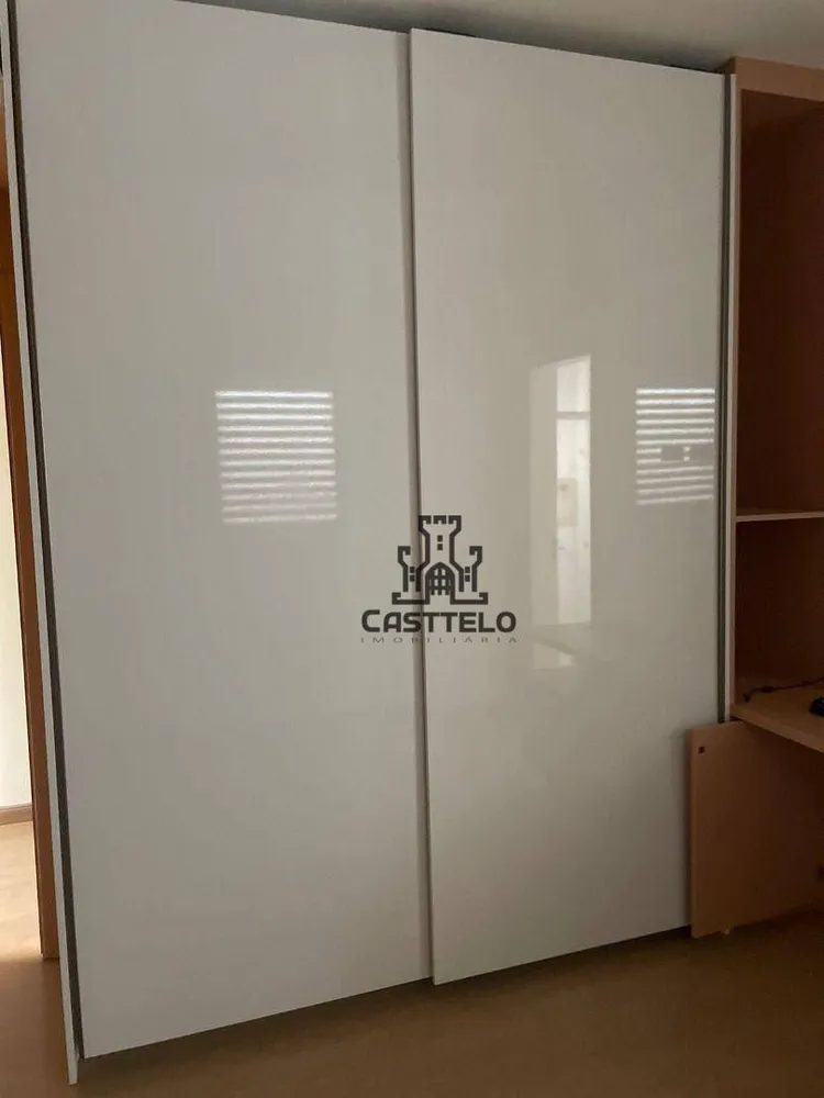 Casa, 4 quartos, 270 m² - Foto 4