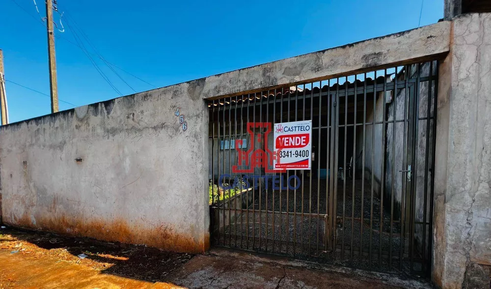 Casa à venda com 4 quartos, 200M2 - Foto 1