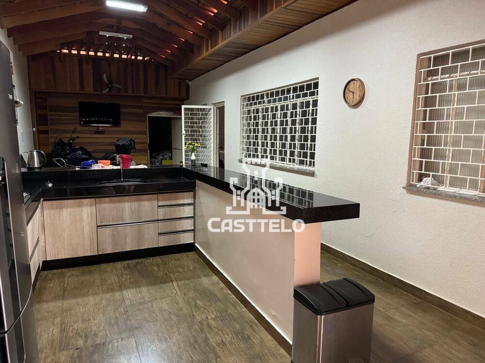 Casa, 3 quartos, 400 m² - Foto 1