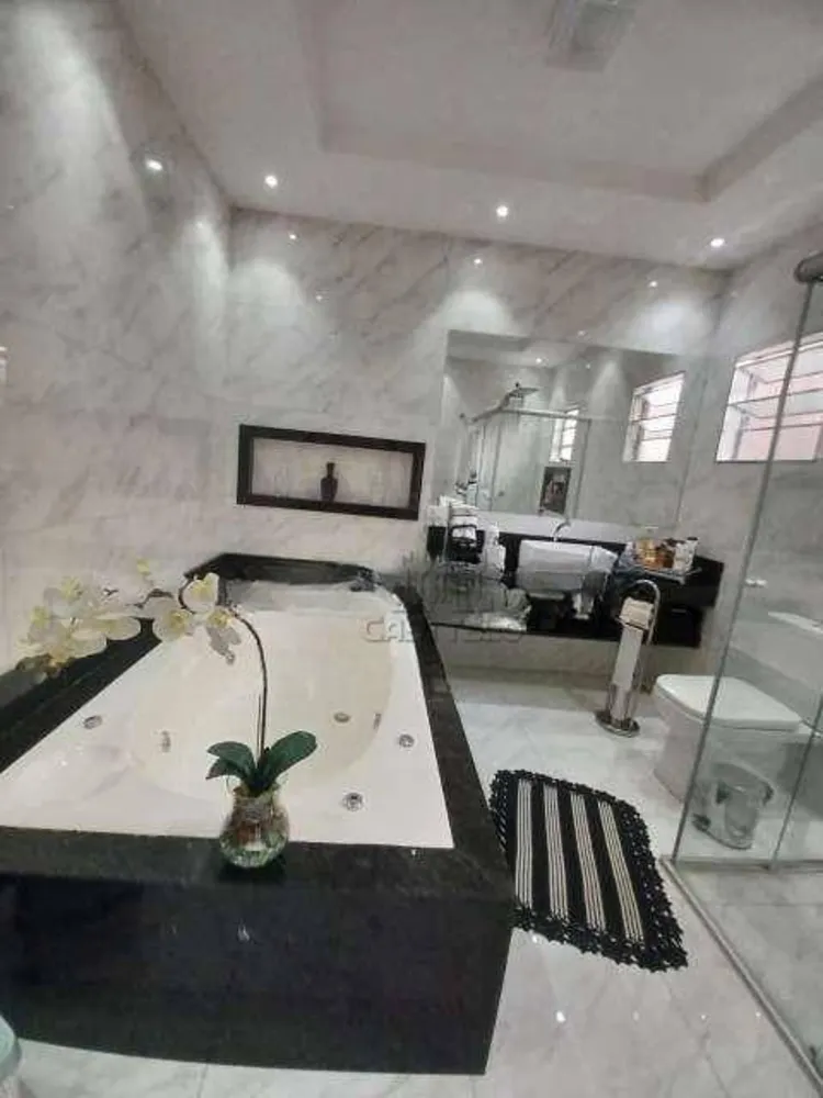 Casa, 3 quartos, 220 m² - Foto 3