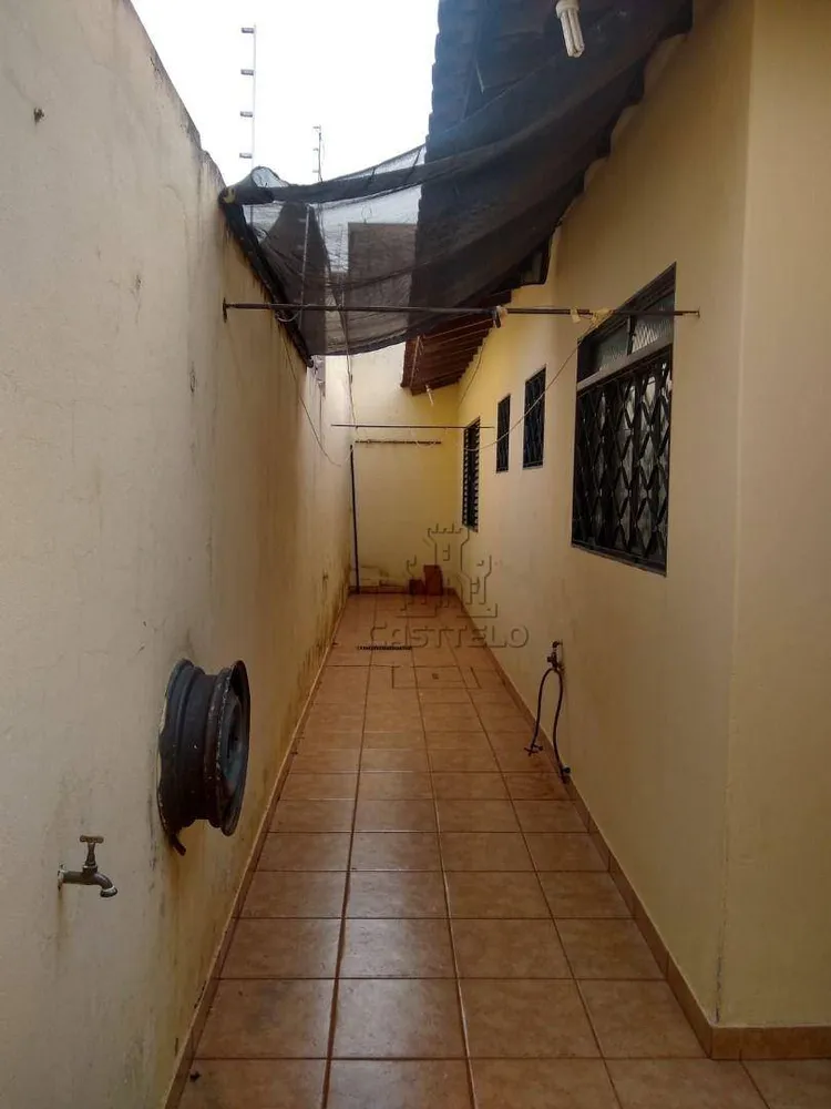 Casa, 3 quartos, 174 m² - Foto 1