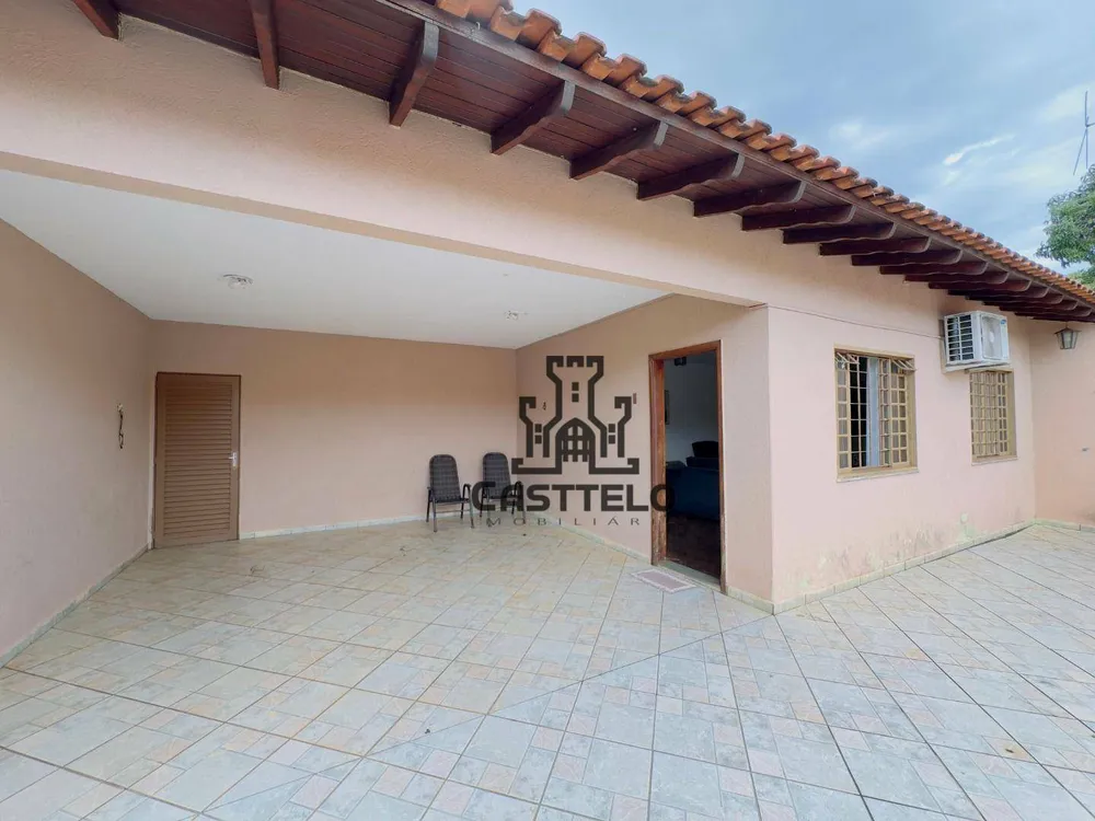 Casa, 4 quartos, 270 m² - Foto 3