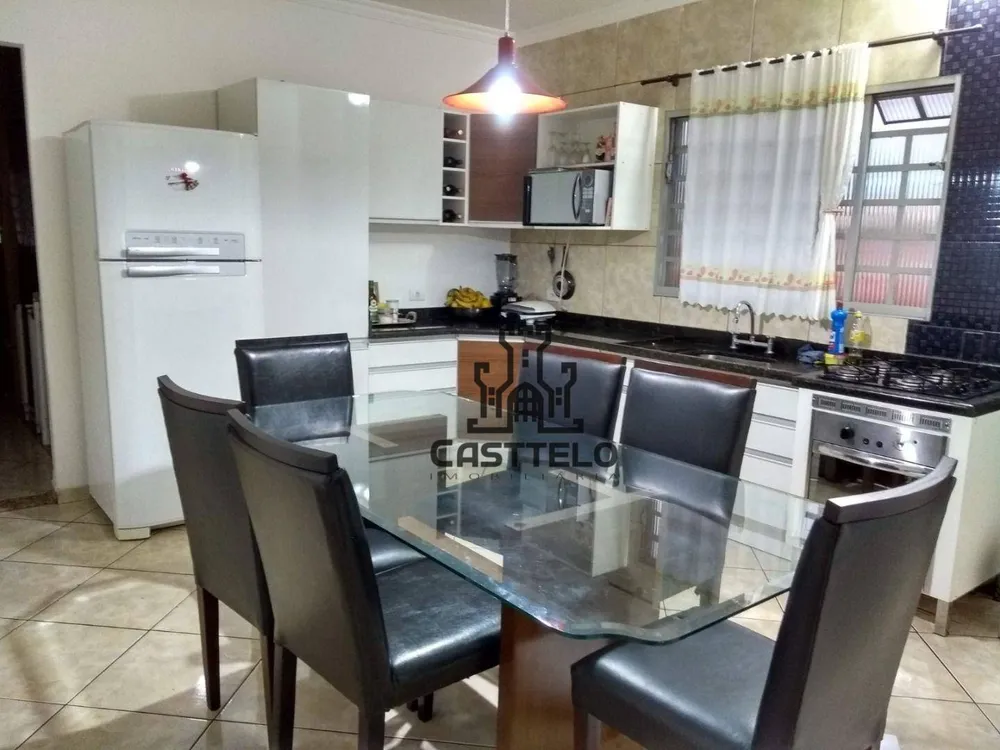 Sobrado, 2 quartos, 252 m² - Foto 3