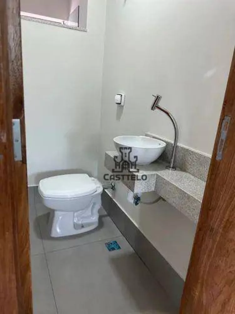 Sobrado à venda com 3 quartos, 180m² - Foto 3