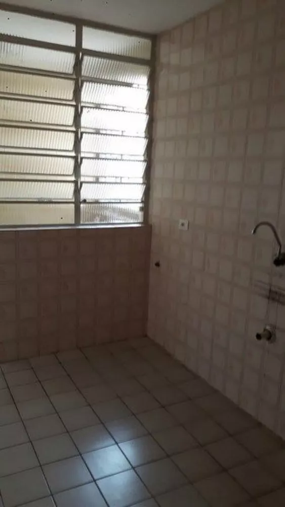 Apartamento à venda com 3 quartos, 80m² - Foto 3