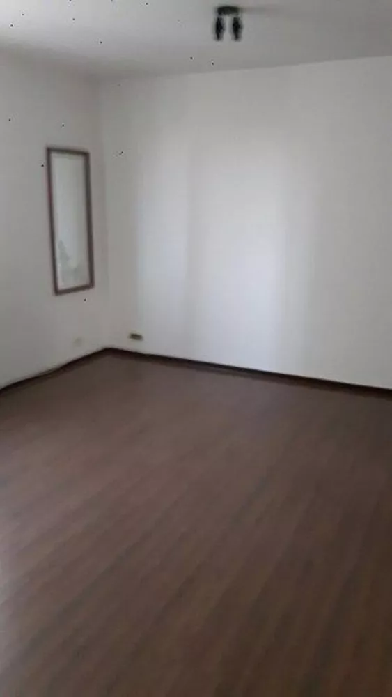 Apartamento à venda com 3 quartos, 80m² - Foto 2