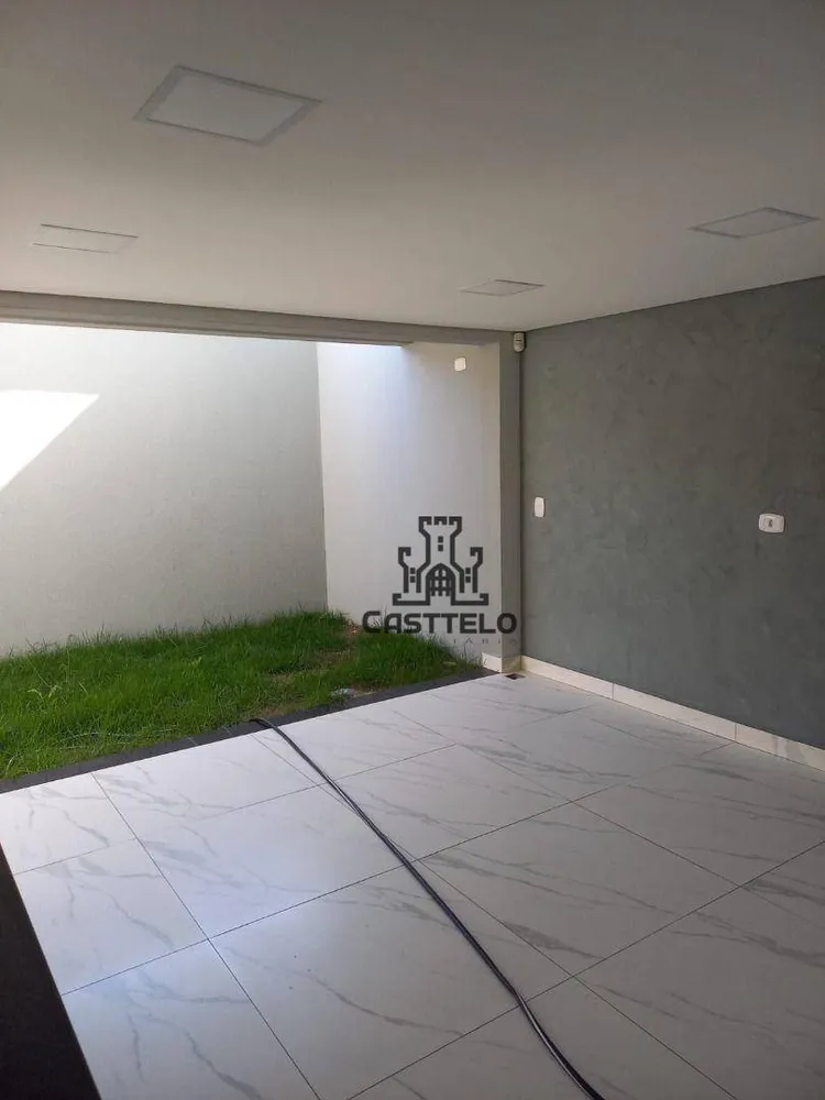 Casa, 3 quartos, 277 m² - Foto 1