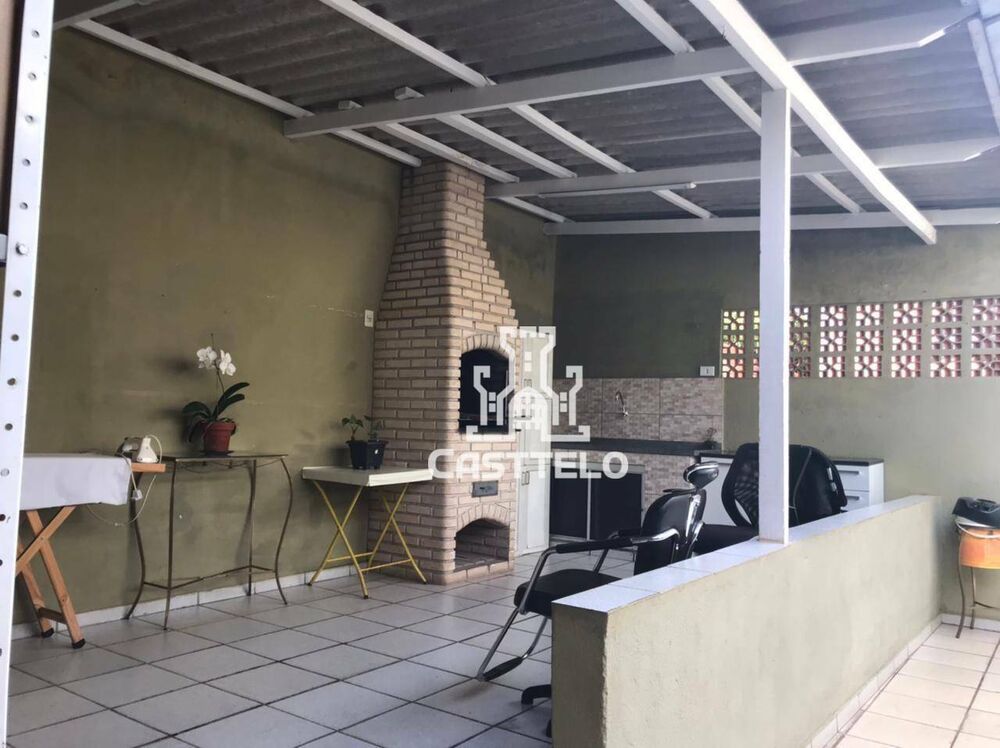 Casa à venda com 2 quartos, 70m² - Foto 8